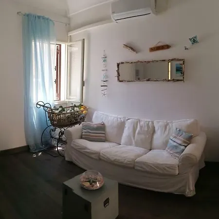 Casa Centro Con Terrazza Lägenhet